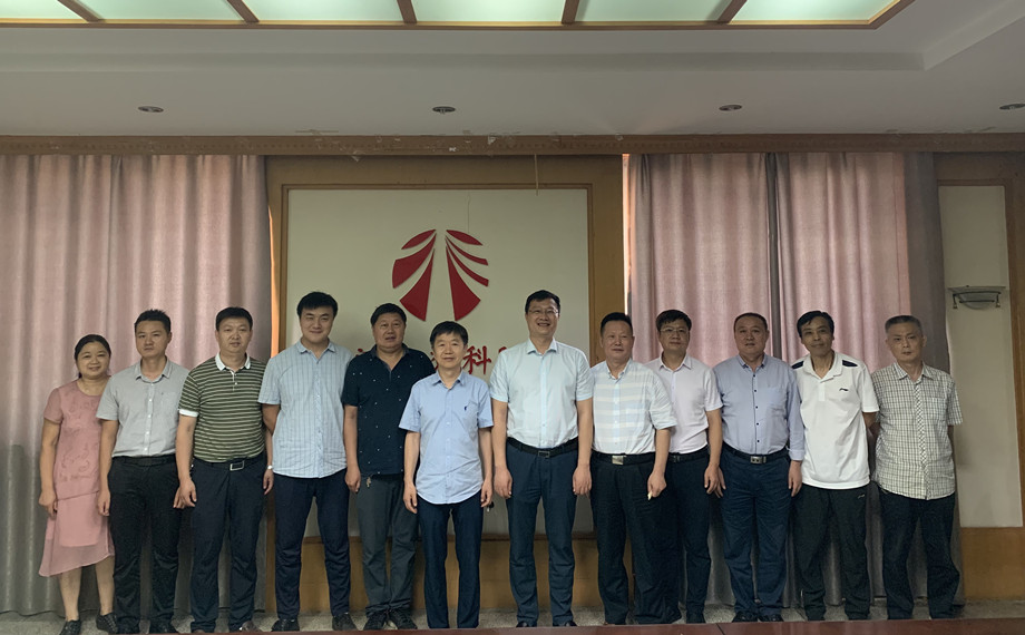 公司召開“慶八一”退伍軍人座談會(huì)