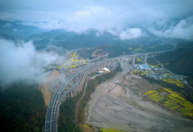 見證歷史！九綿高速即將通車，九寨溝“無高速時代”終結(jié)