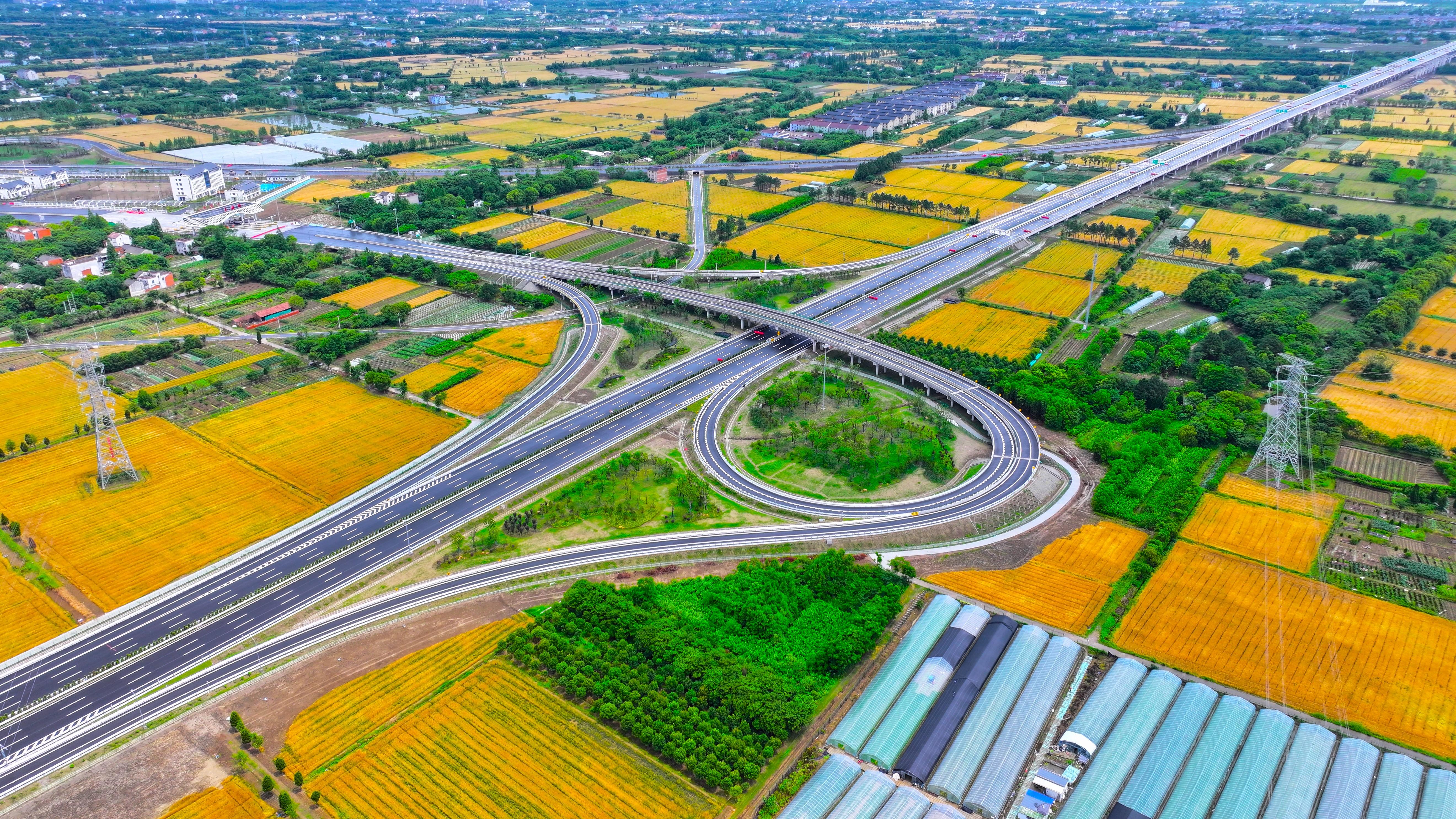 蘇臺(tái)高速公路（二期）項(xiàng)目全線正式通車